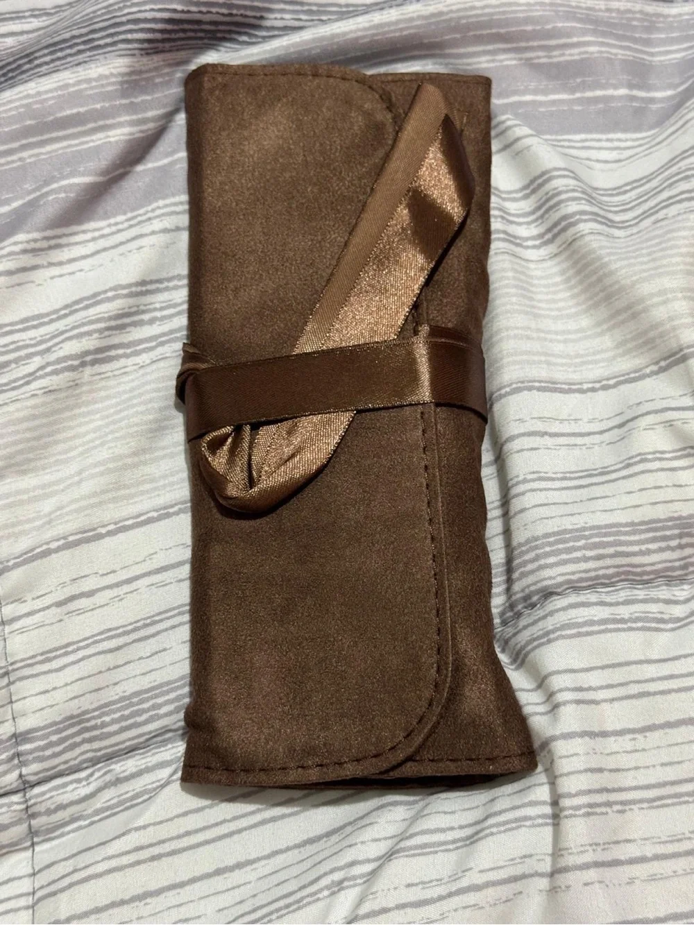 Brown Travel Makeup Brush Set with Roll-Up Case